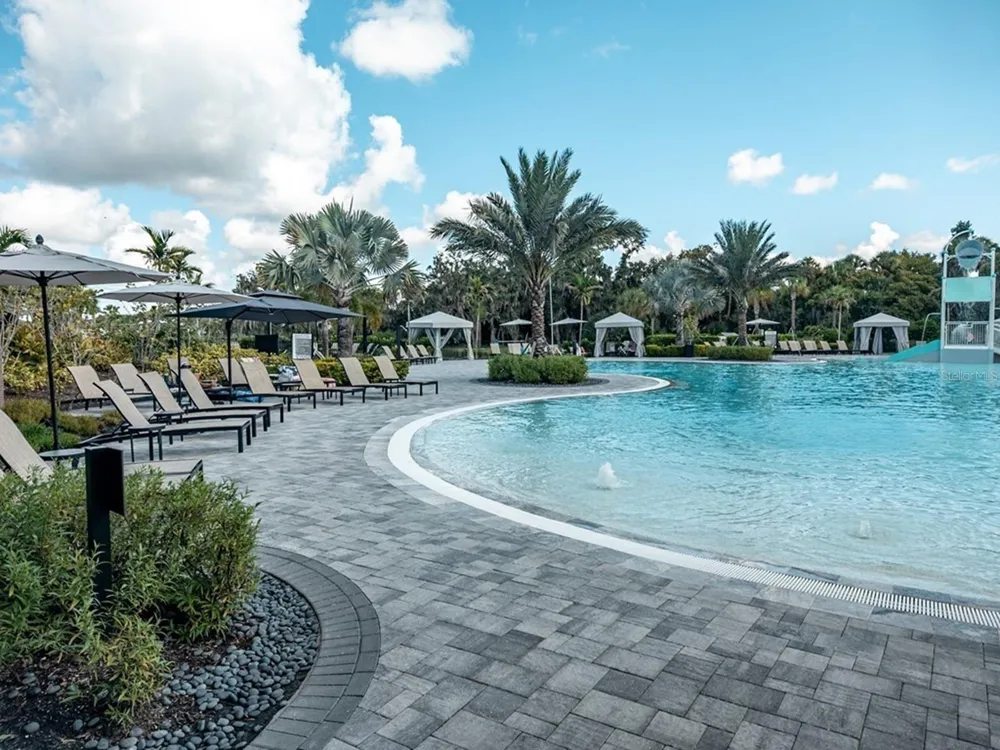 8504 SNOWFALL STREET Sarasota, FL 34241