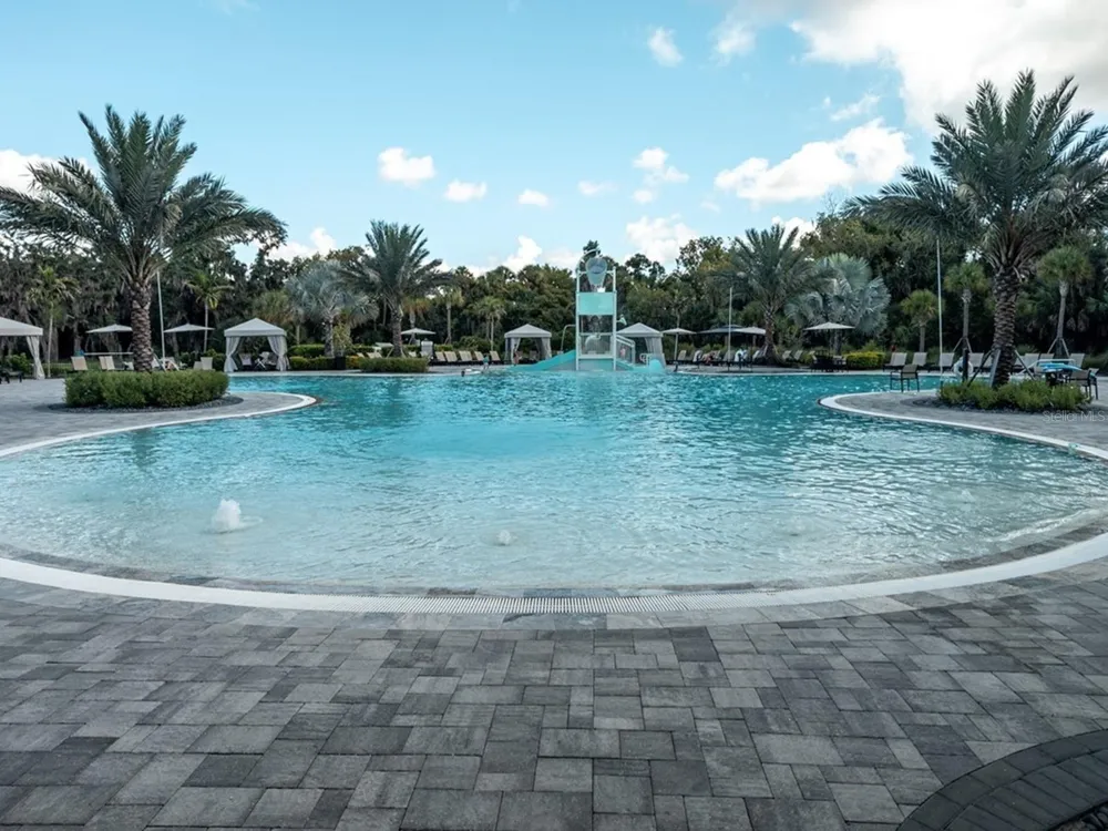 8504 SNOWFALL STREET Sarasota, FL 34241