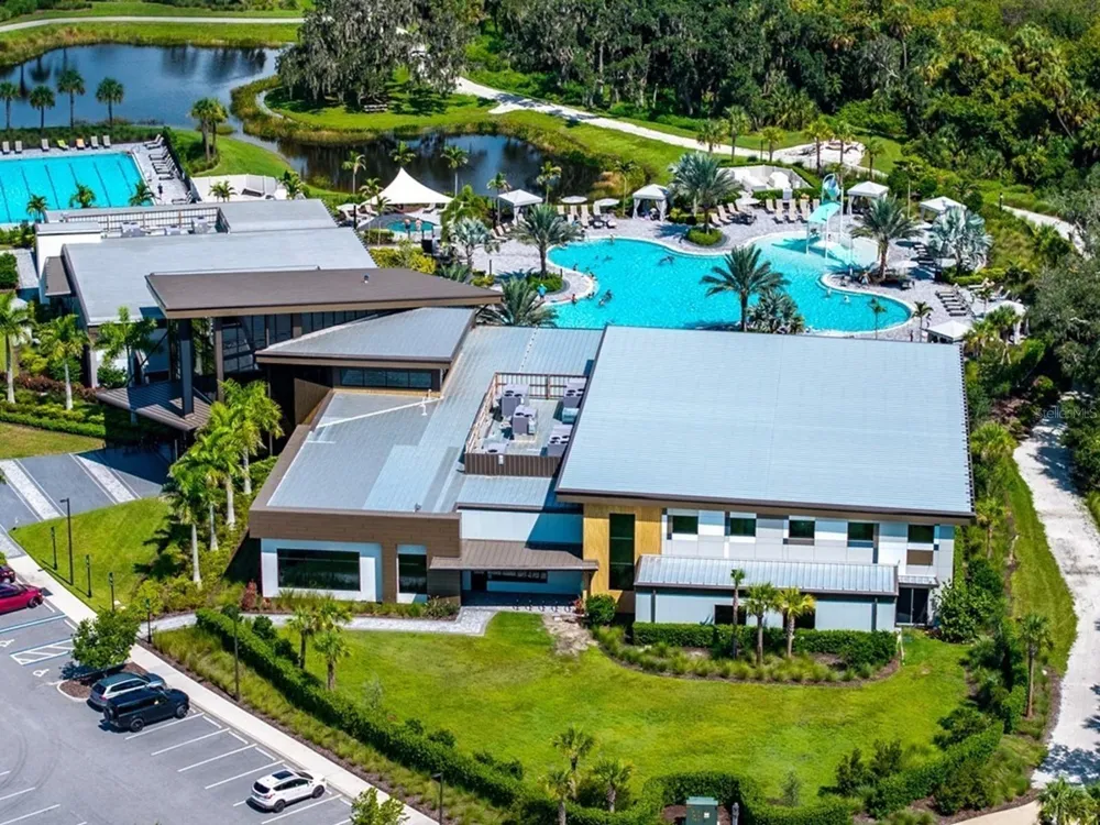 8504 SNOWFALL STREET Sarasota, FL 34241