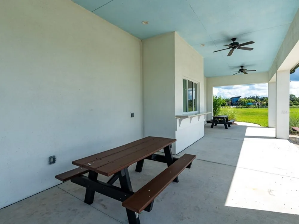 8504 SNOWFALL STREET Sarasota, FL 34241
