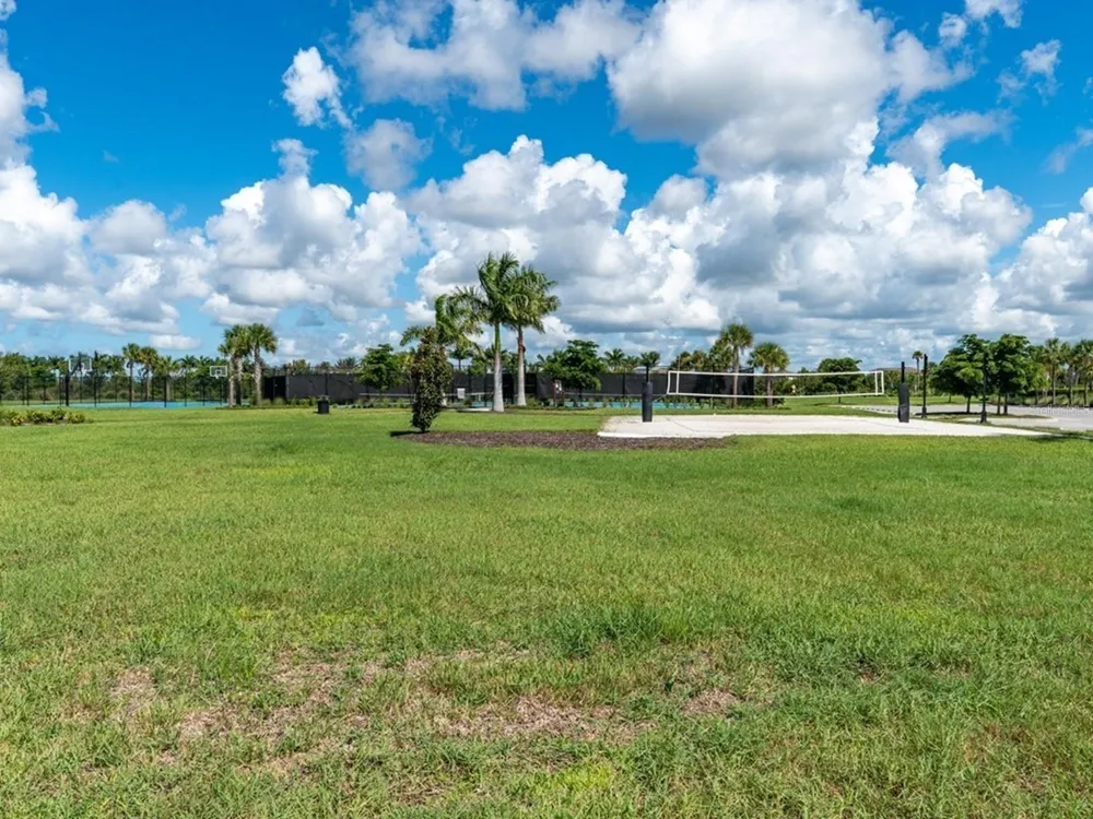 8504 SNOWFALL STREET Sarasota, FL 34241