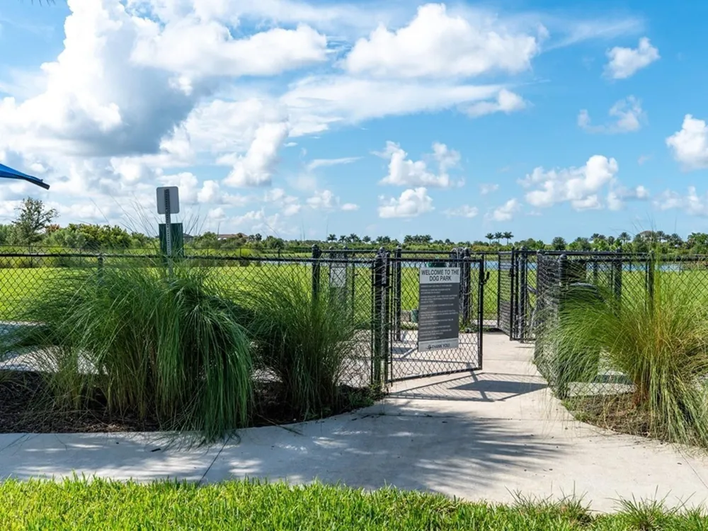 8504 SNOWFALL STREET Sarasota, FL 34241