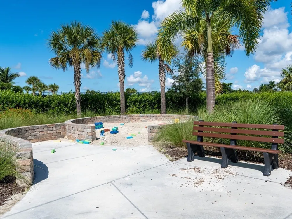 8504 SNOWFALL STREET Sarasota, FL 34241