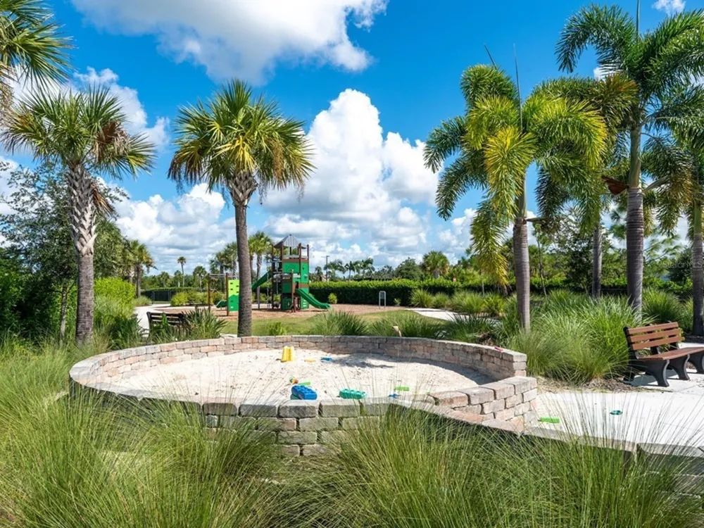 8504 SNOWFALL STREET Sarasota, FL 34241