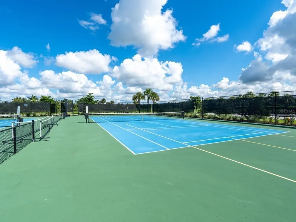 8504 SNOWFALL STREET Sarasota, FL 34241