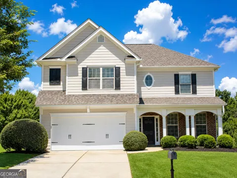 100 Inverness AVE