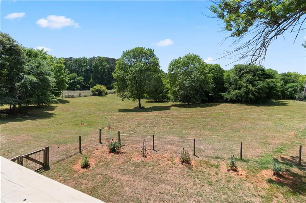 4140 HWY 332 Hoschton, GA 30548
