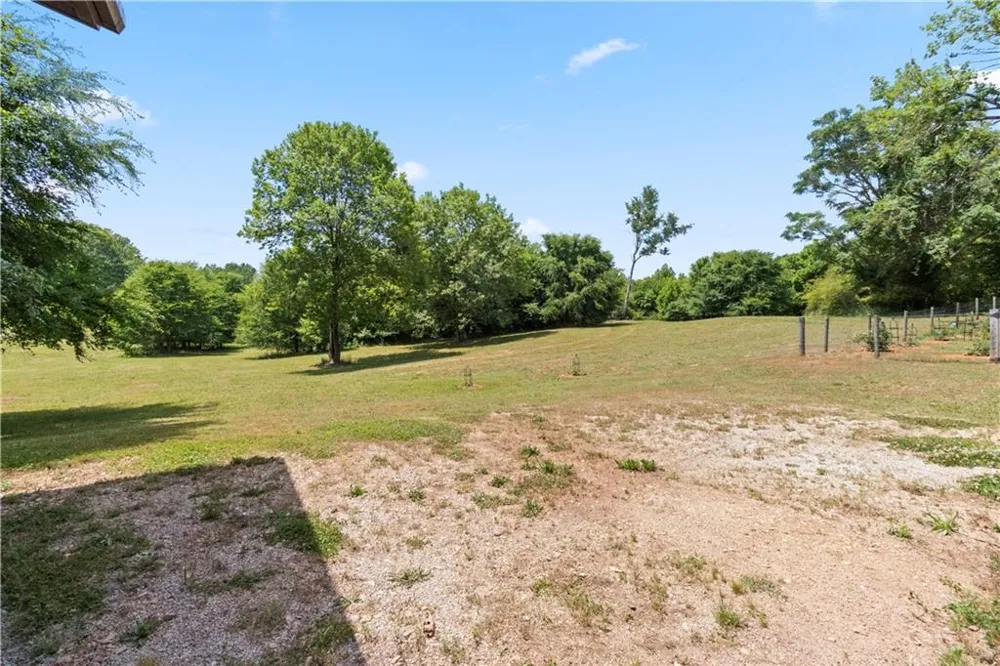 4140 HWY 332 Hoschton, GA 30548