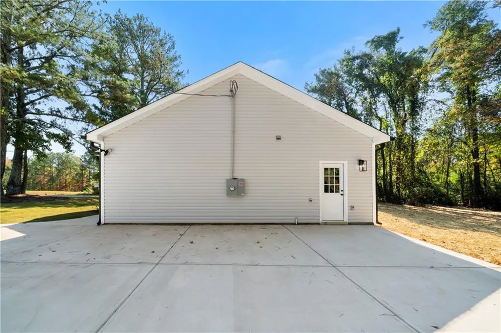 652 Harris Circle Cedartown, GA 30125