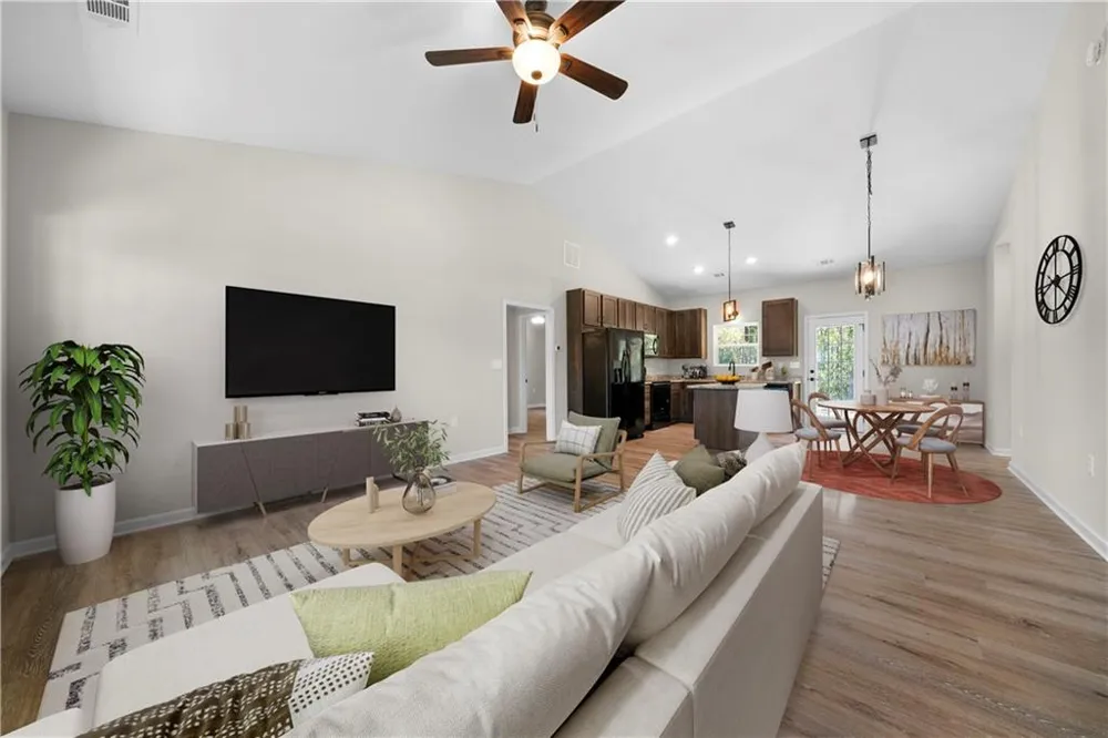 652 Harris Circle Cedartown, GA 30125
