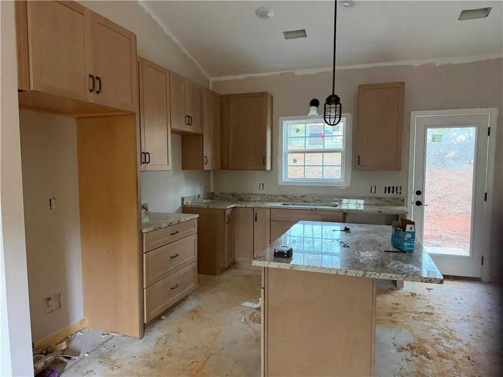 652 Harris Circle Cedartown, GA 30125