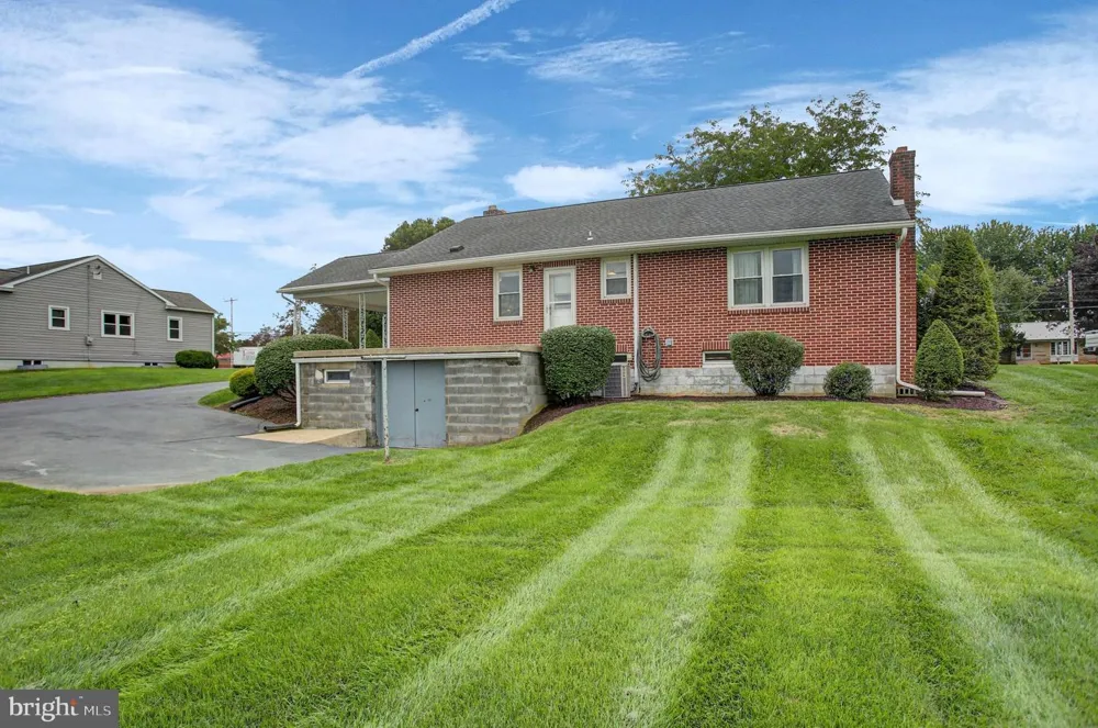 7839 MOLLY PITCHER HIGHWAY Shippensburg, PA 17257