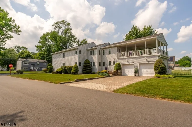 932 Beatrice Pkwy Edison, NJ 08820