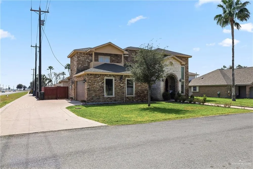 4201 Country Street Edinburg, TX 78541