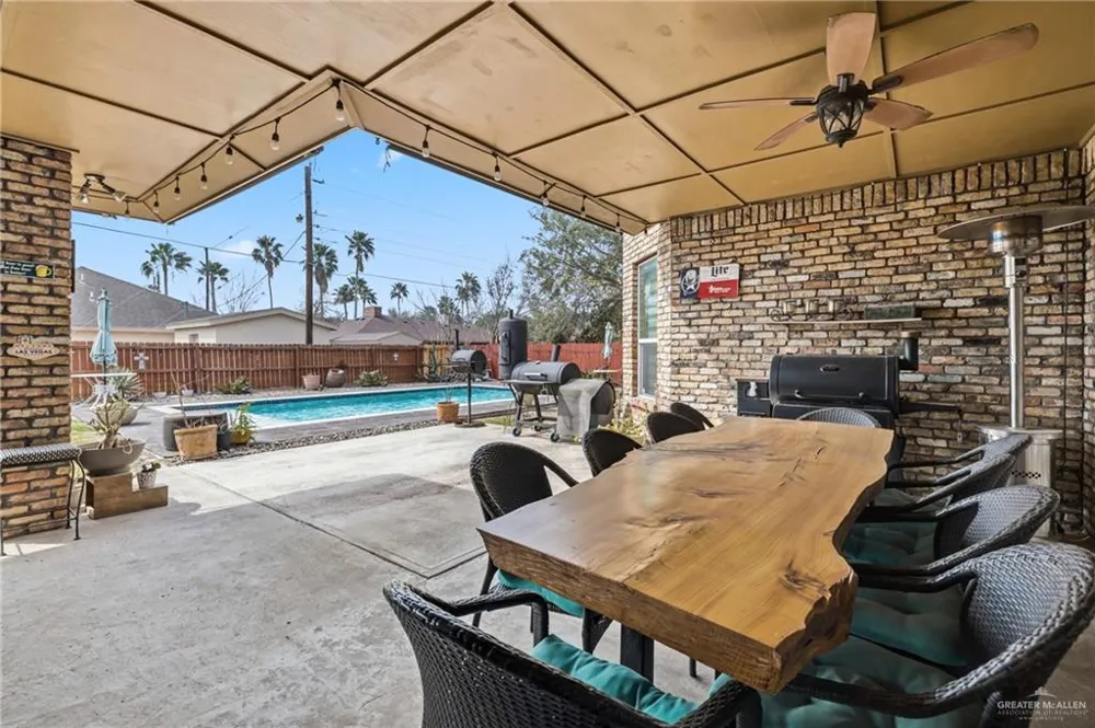 4201 Country Street Edinburg, TX 78541