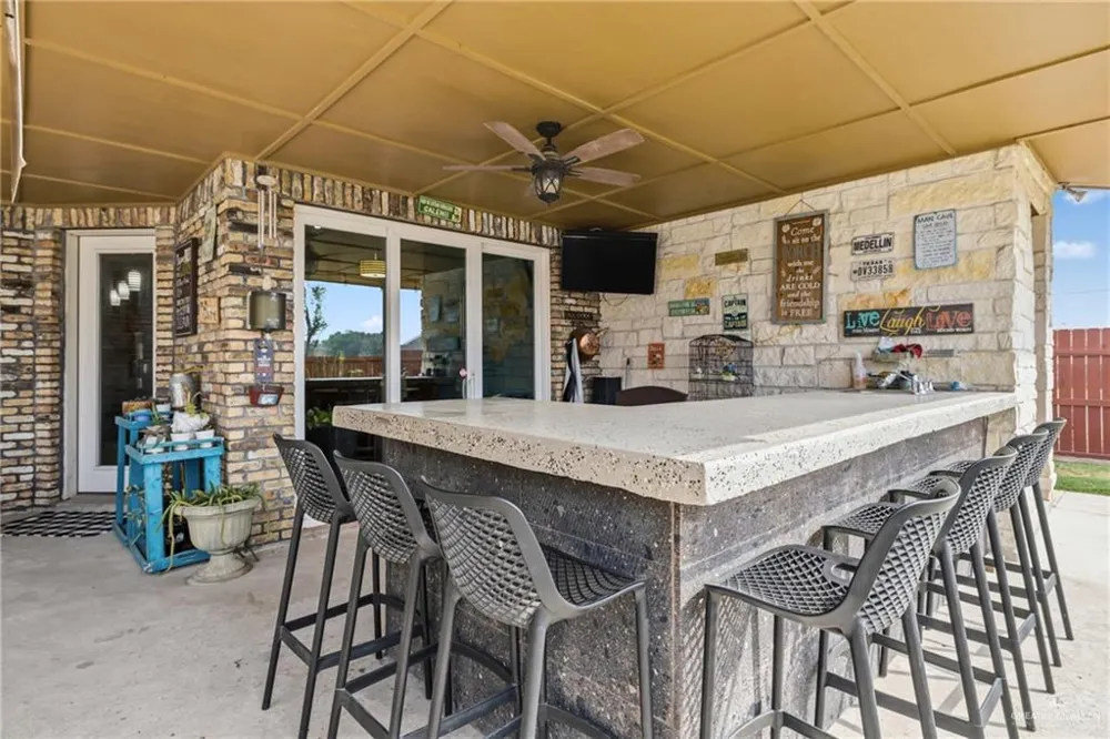 4201 Country Street Edinburg, TX 78541