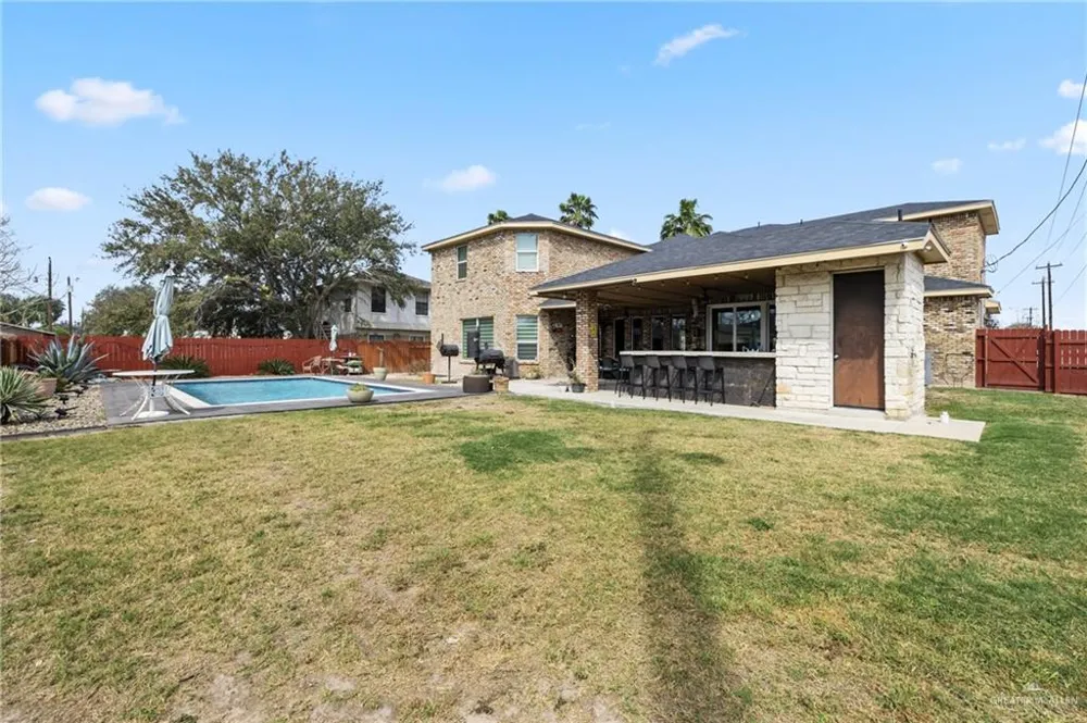 4201 Country Street Edinburg, TX 78541