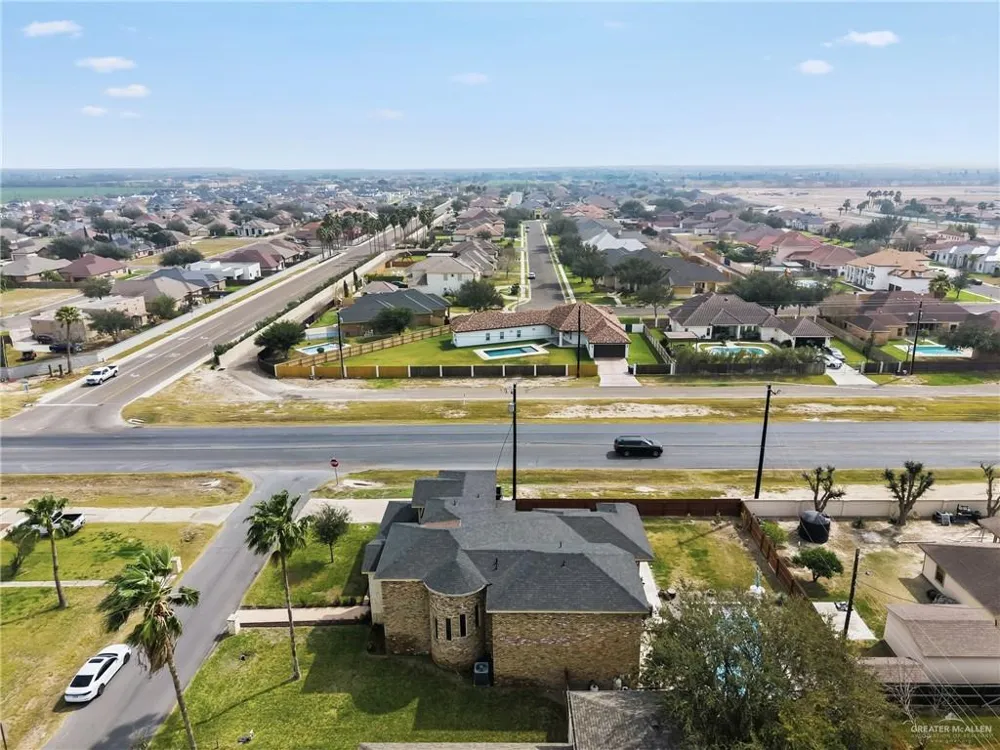 4201 Country Street Edinburg, TX 78541