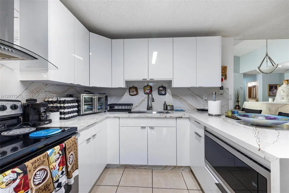 14217 SW 102nd St Miami, FL 33186