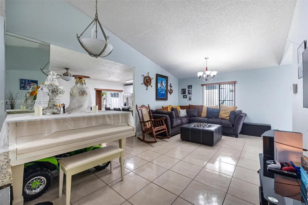 14217 SW 102nd St Miami, FL 33186