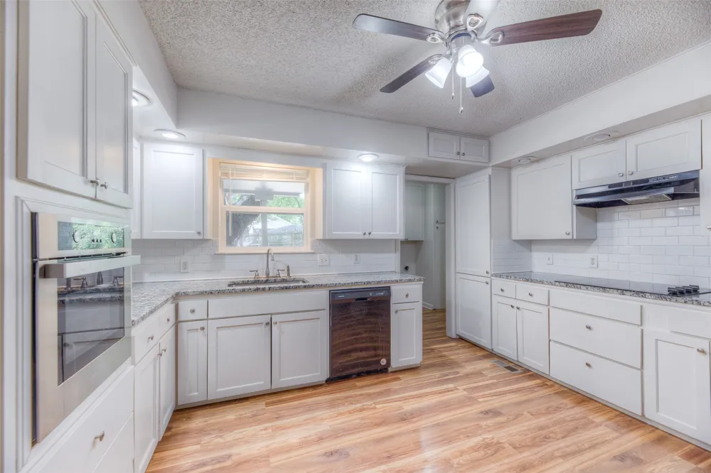 11448 S 82nd East Avenue Bixby, OK 74008