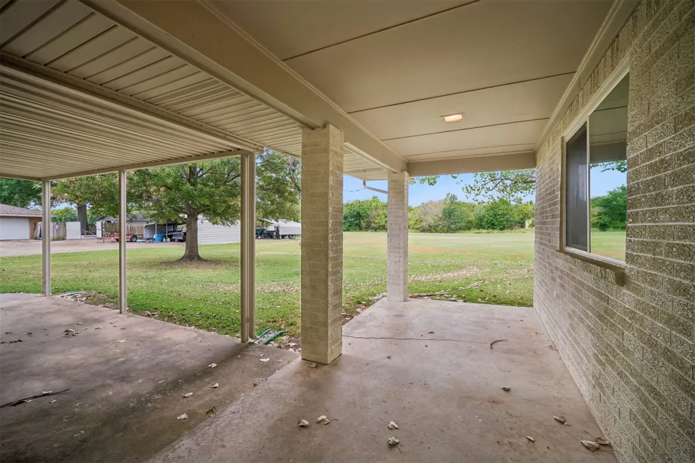 705 Main Street Wagoner, OK 74467