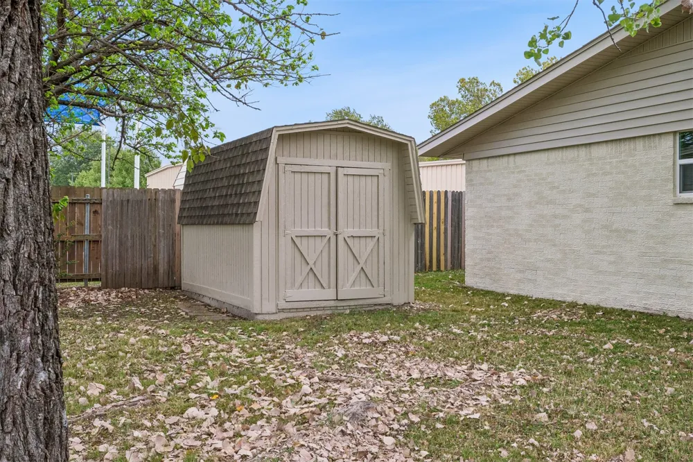 705 Main Street Wagoner, OK 74467