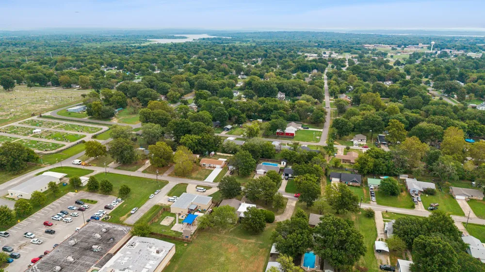 705 Main Street Wagoner, OK 74467