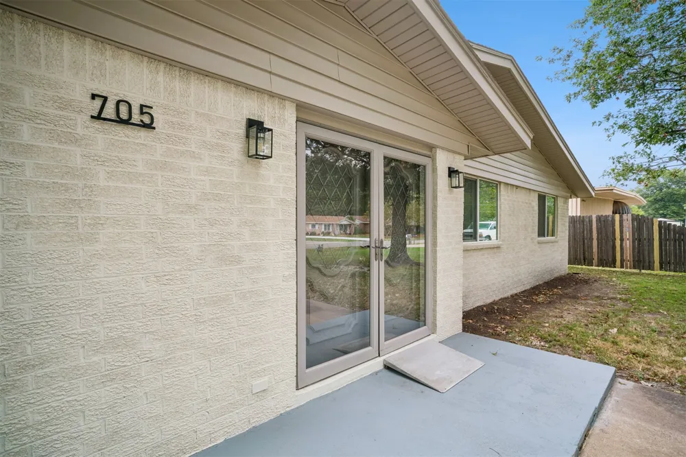 705 Main Street Wagoner, OK 74467
