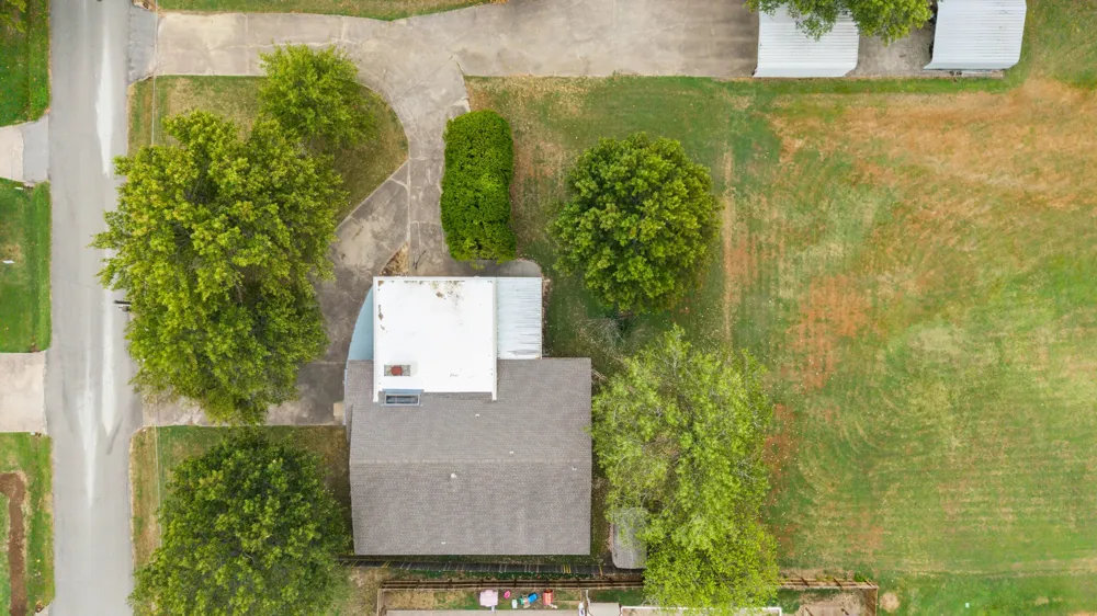 705 Main Street Wagoner, OK 74467