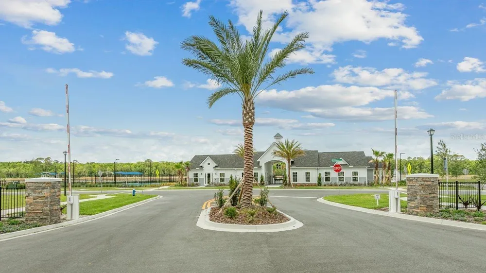 63 HARDWOOD TRAIL Palm Coast, FL 32137
