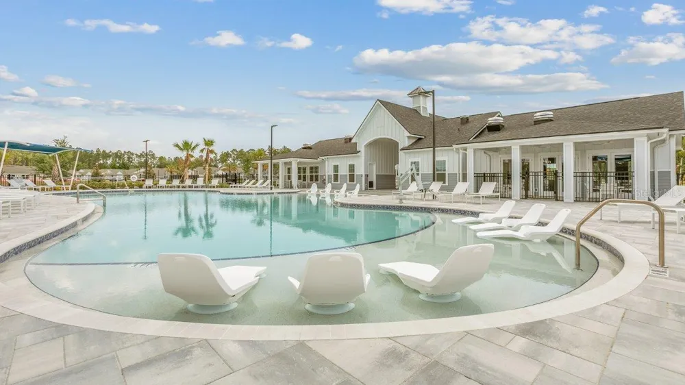 63 HARDWOOD TRAIL Palm Coast, FL 32137