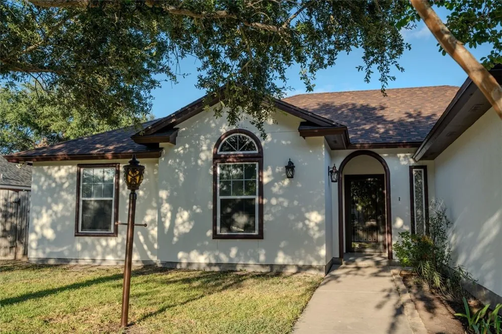 3110 Santa Cruz Drive Corpus Christi, TX 78414