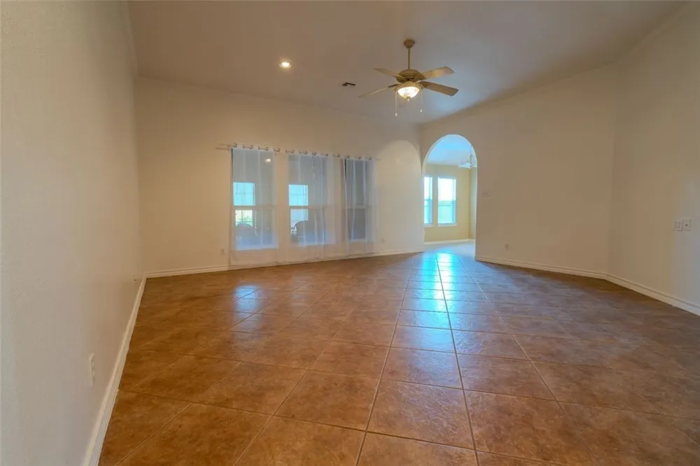 3110 Santa Cruz Drive Corpus Christi, TX 78414