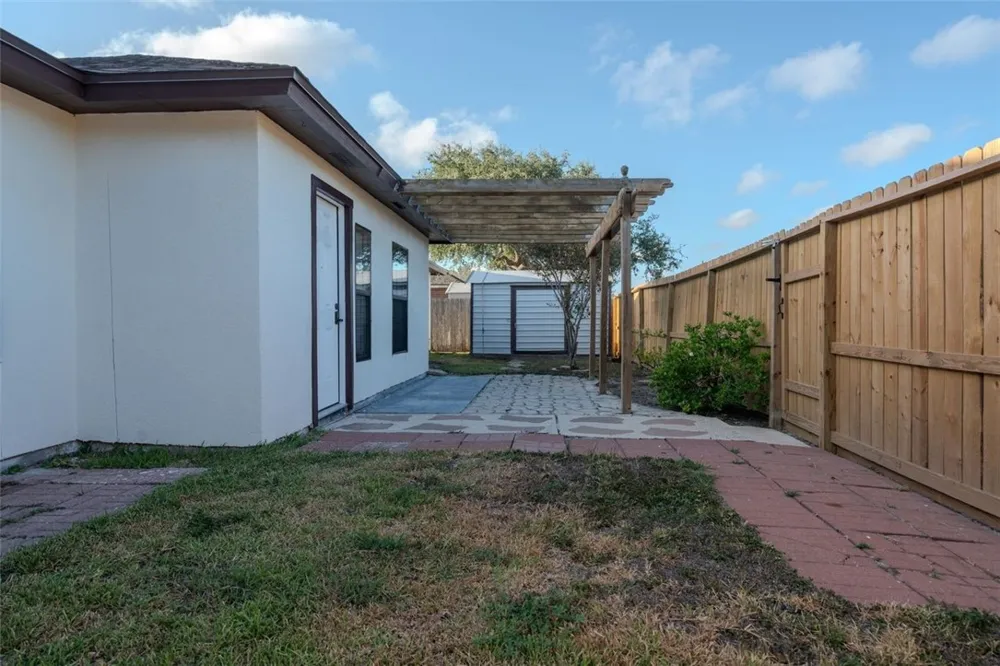 3110 Santa Cruz Drive Corpus Christi, TX 78414