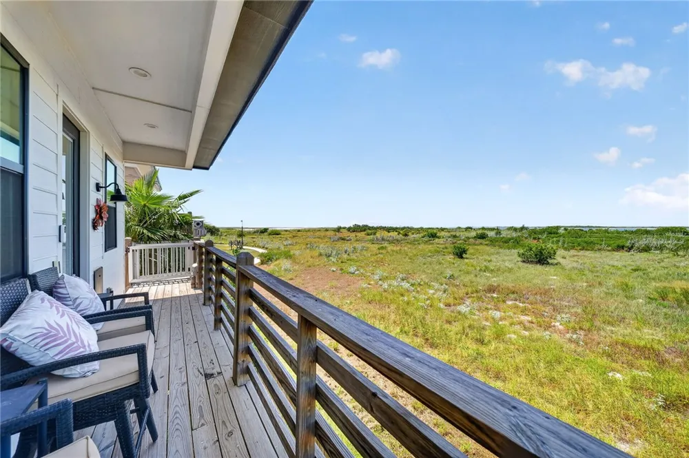 253 Port Lavaca Street Port Aransas, TX 78373