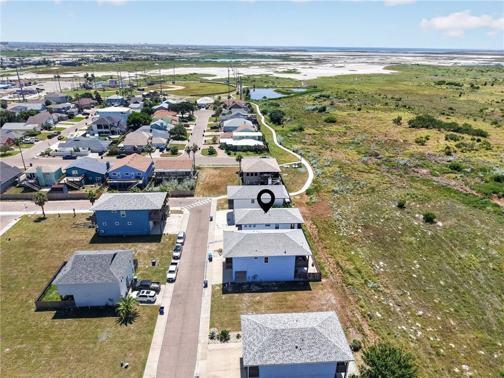 253 Port Lavaca Street Port Aransas, TX 78373
