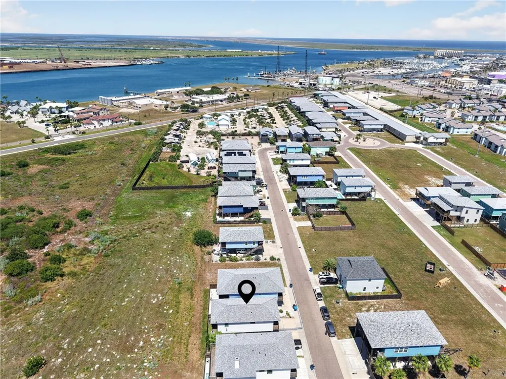 253 Port Lavaca Street Port Aransas, TX 78373