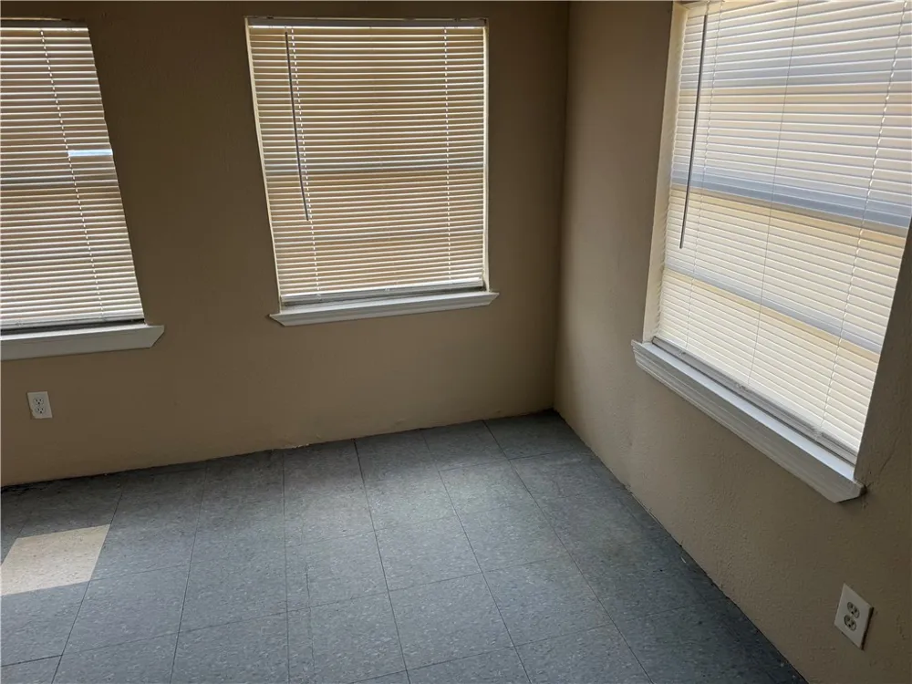 319 West Avenue D Robstown, TX 78380