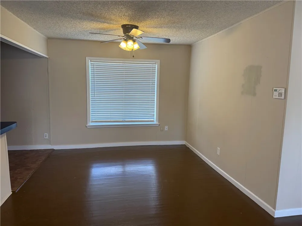 319 West Avenue D Robstown, TX 78380