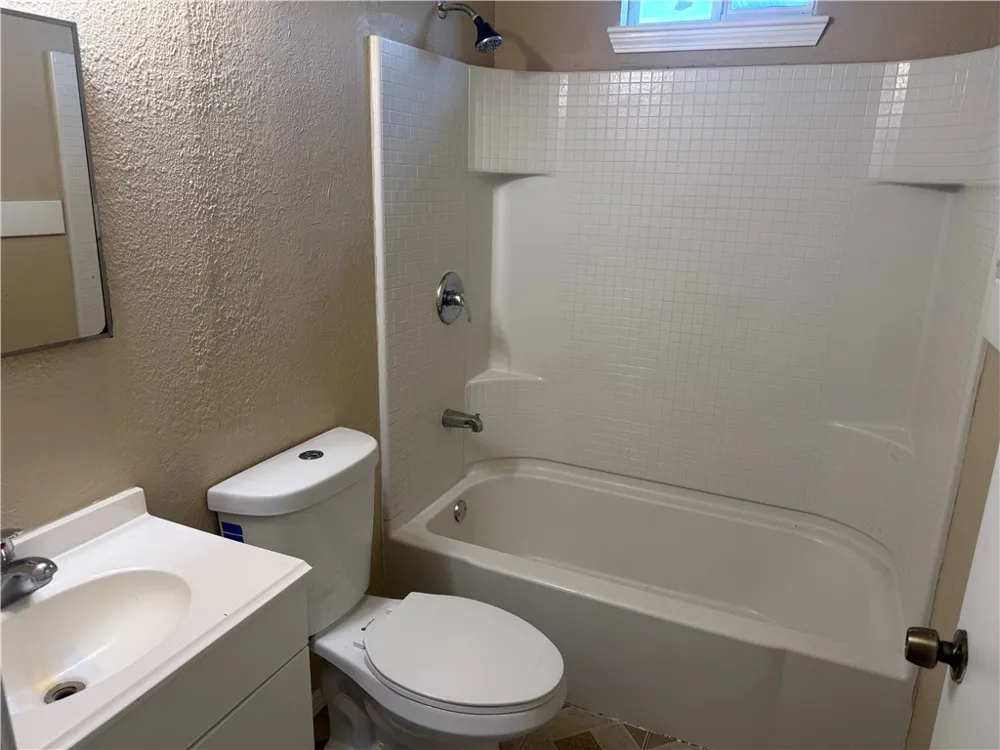 319 West Avenue D Robstown, TX 78380