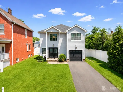 14 Luther Avenue