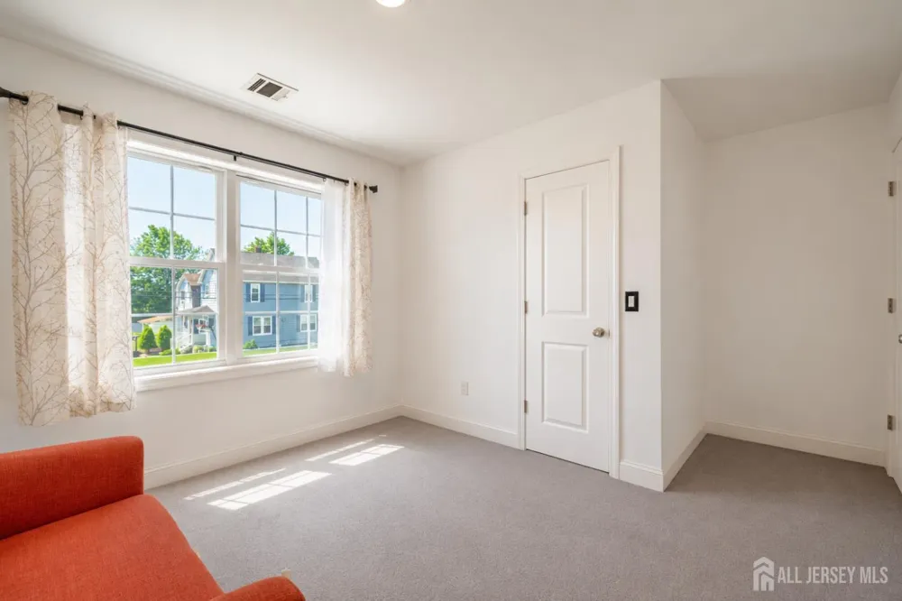 14 Luther Avenue Hopelawn, NJ 08861