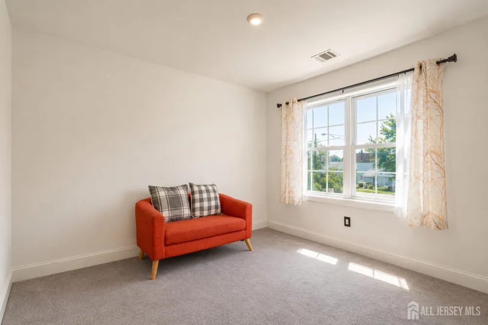 14 Luther Avenue Hopelawn, NJ 08861