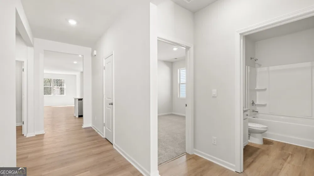 6067 Airedale DR Union City, GA 30291