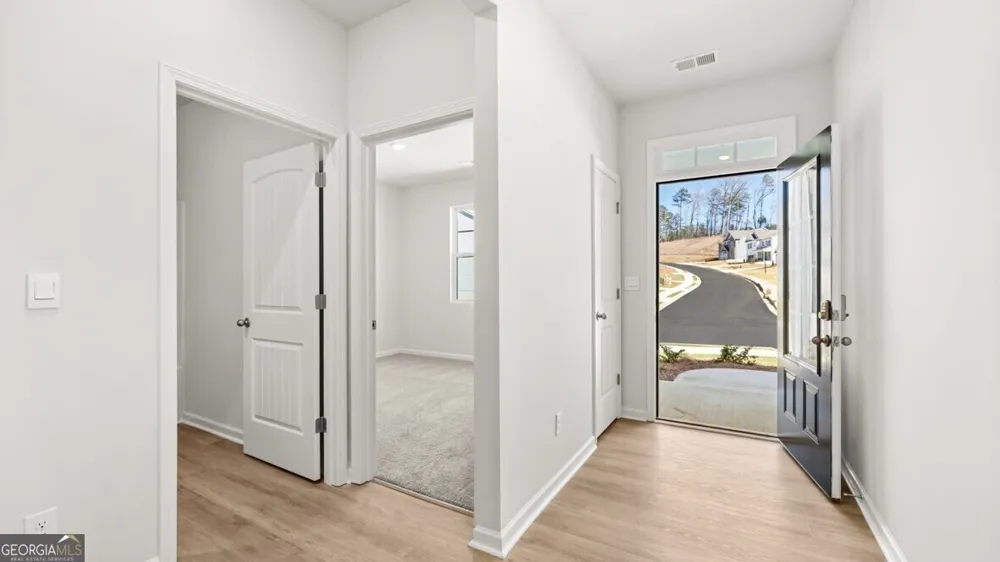 6067 Airedale DR Union City, GA 30291