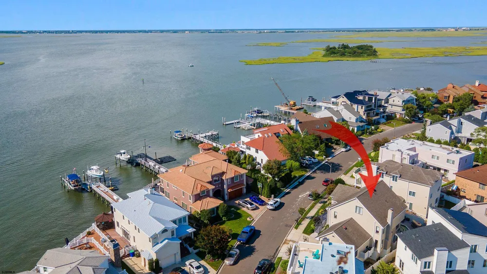 7600 Bayshore Dr Margate, NJ 08402