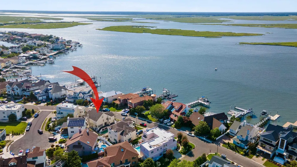 7600 Bayshore Dr Margate, NJ 08402
