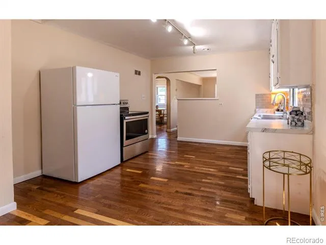 4077 S Washington Street Englewood, CO 80113