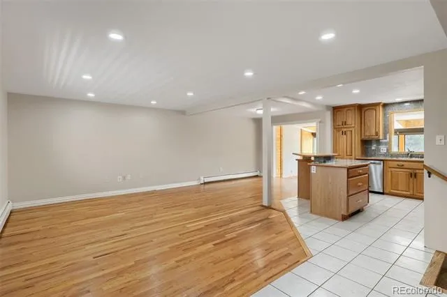 1260 E Easter Avenue Centennial, CO 80122